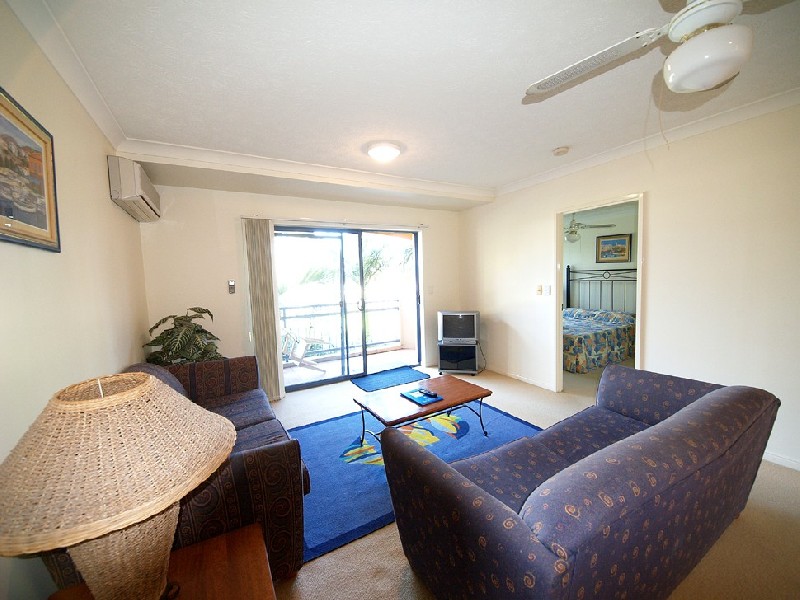 23/5 Hill st, Rainbow Bay QLD 4225