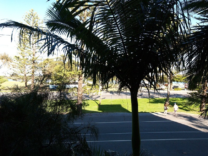 23/5 Hill st, Rainbow Bay QLD 4225