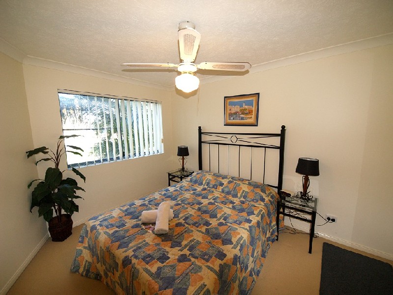 23/5 Hill st, Rainbow Bay QLD 4225