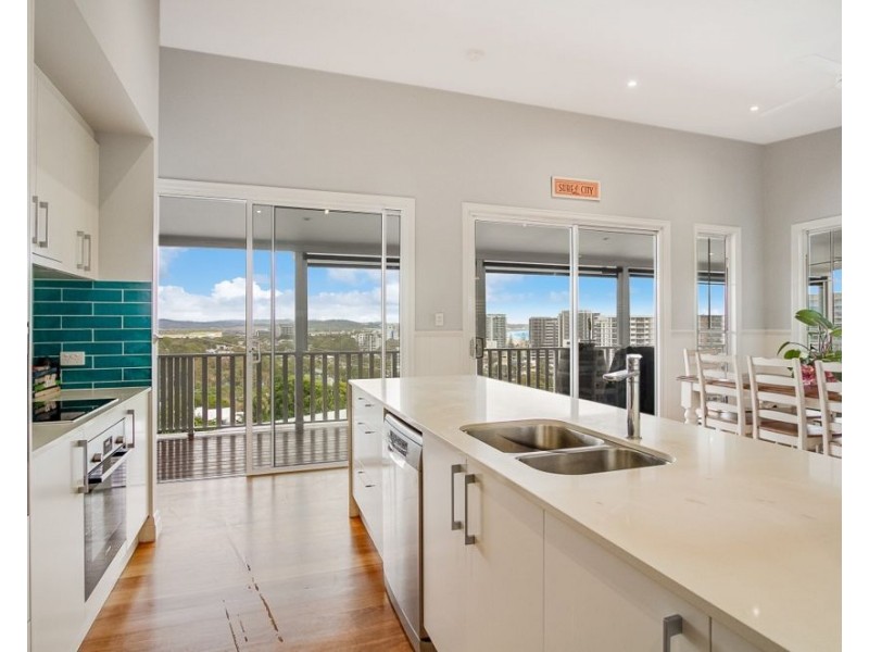 16 Tweed Street, Coolangatta QLD 4225