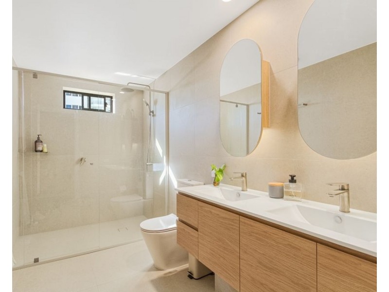 601/10 Coyne Street, Coolangatta QLD 4225