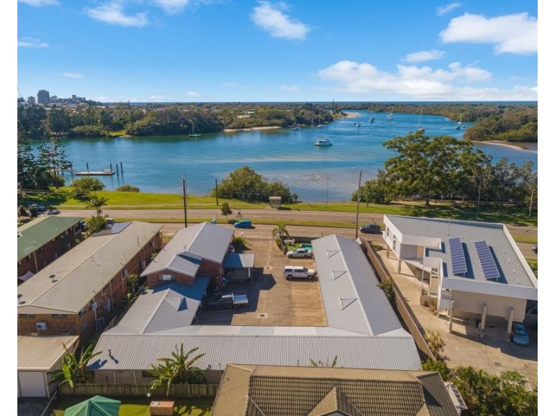 9 Minjungbal Drive  ARABELLA STUDIO ROOMS, Tweed Heads South NSW 2486