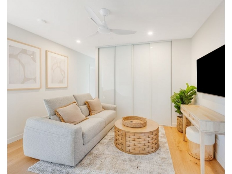 702/141 Musgrave Street, Coolangatta QLD 4225