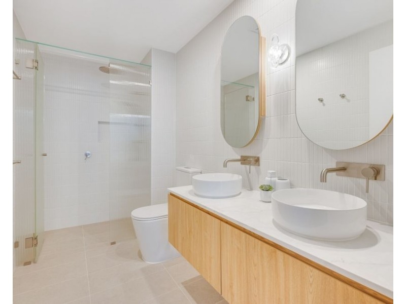 702/141 Musgrave Street, Coolangatta QLD 4225