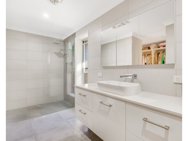 8 Meridian Way, Tweed Heads NSW 2485