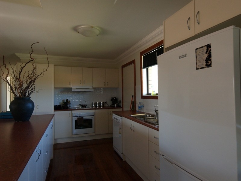 1/4 Sunset Blvd, Tweed Heads West NSW 2485