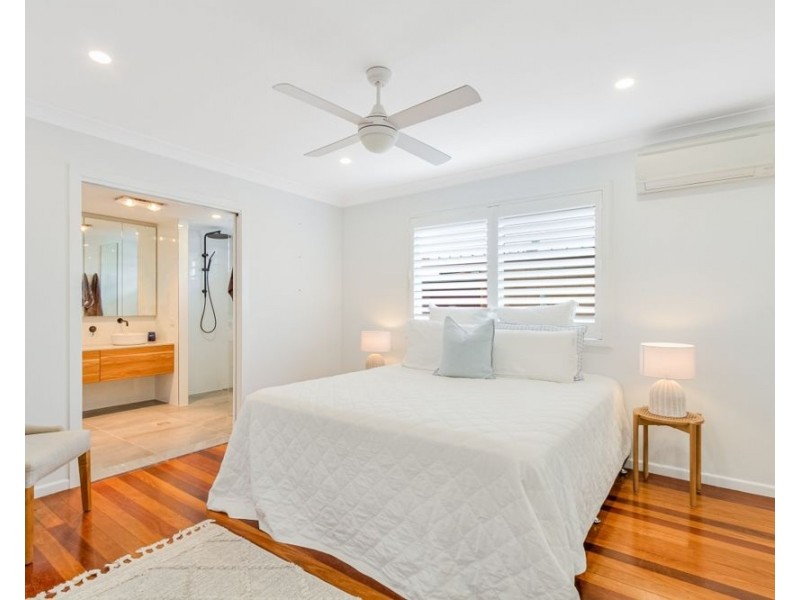 3 Kent Street, Coolangatta QLD 4225