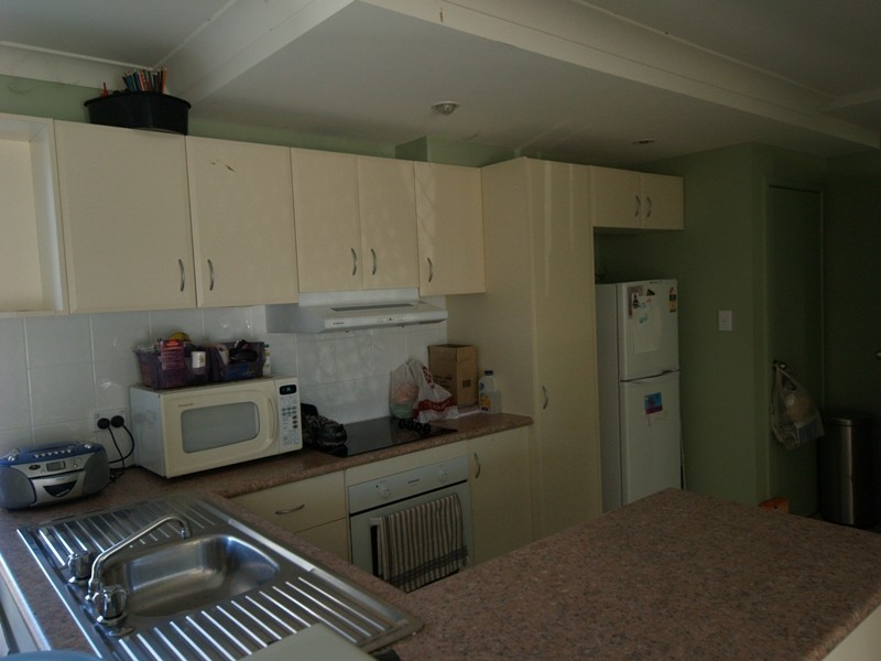 2/4 Sunset Blvd, Tweed Heads West NSW 2485