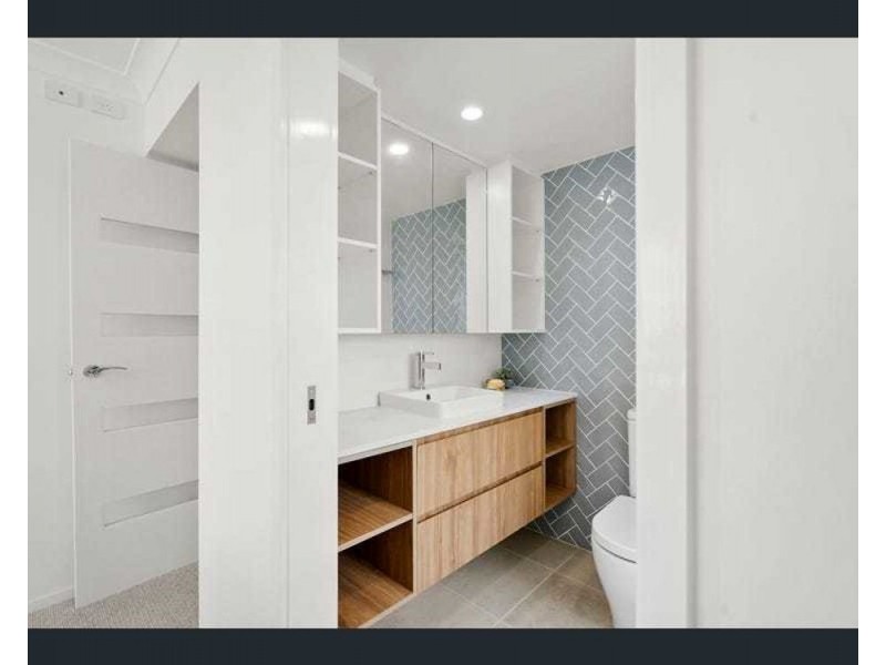 3A/166 Marine Pde ‘BAY VIEW”, Coolangatta QLD 4225