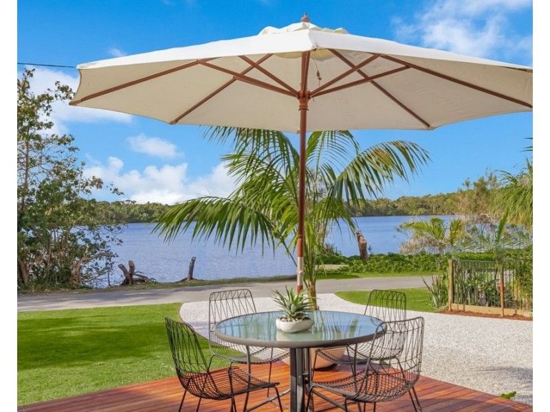13 Wommin Lake Crescent, Fingal Head NSW 2487