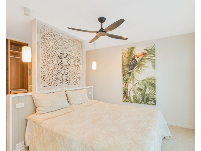 13 Wommin Lake Crescent, Fingal Head NSW 2487