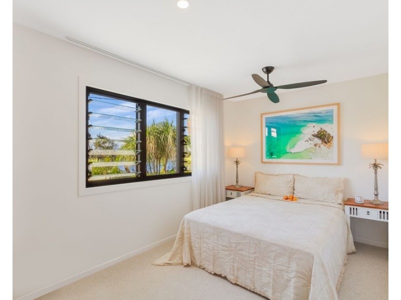 13 Wommin Lake Crescent, Fingal Head NSW 2487
