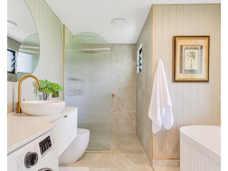 13 Wommin Lake Crescent, Fingal Head NSW 2487