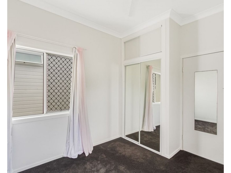 31 (B) Tweed Street,, Coolangatta QLD 4225