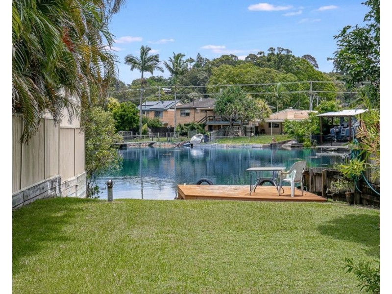 24 Lakes Drive, Tweed Heads West NSW 2485