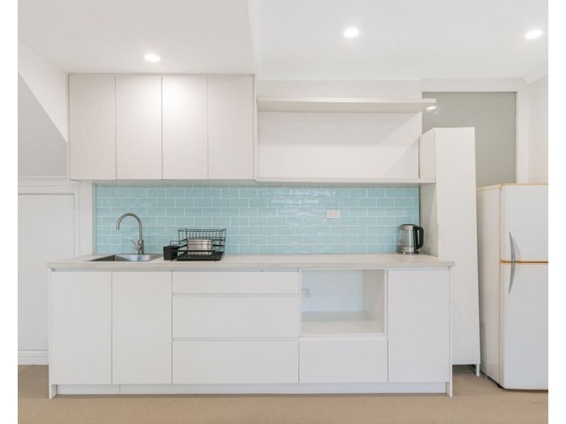 98a Dutton Street, Coolangatta QLD 4225