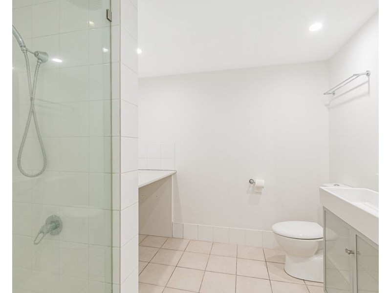 98a Dutton Street, Coolangatta QLD 4225