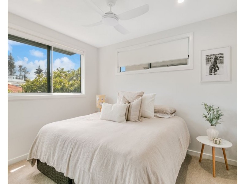 7/51 Dixon Street, Coolangatta QLD 4225