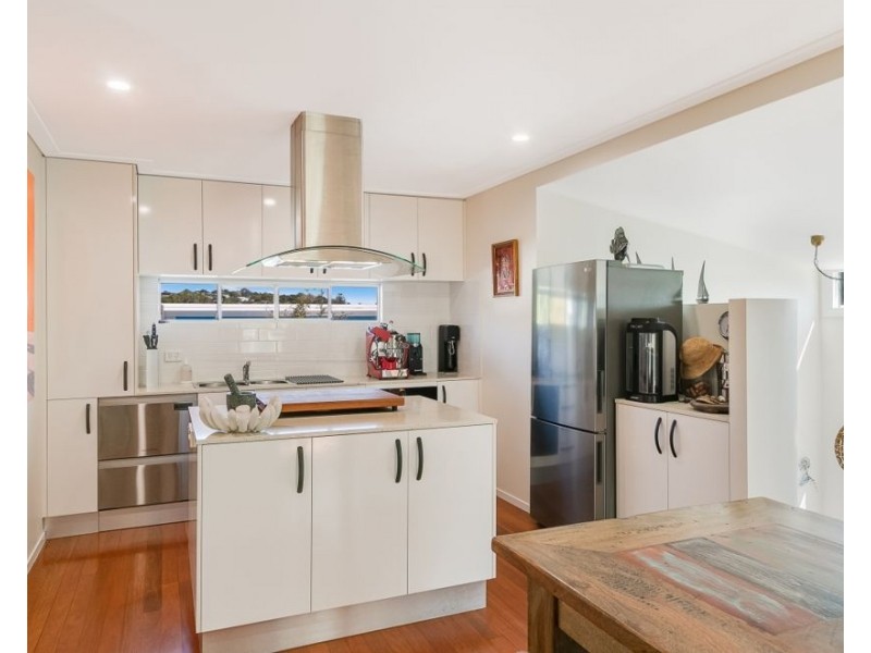 2/1 Queen Street, Fingal Head NSW 2487