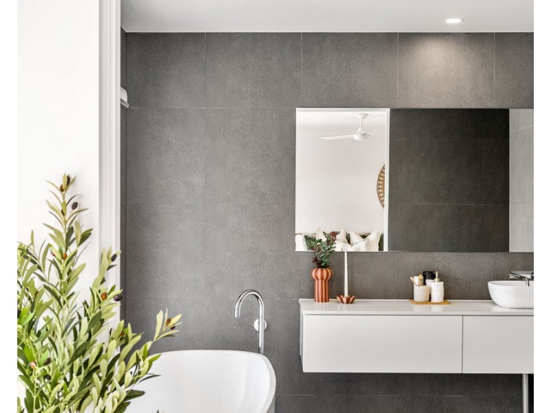 15 Tooloon Street, Coolangatta QLD 4225