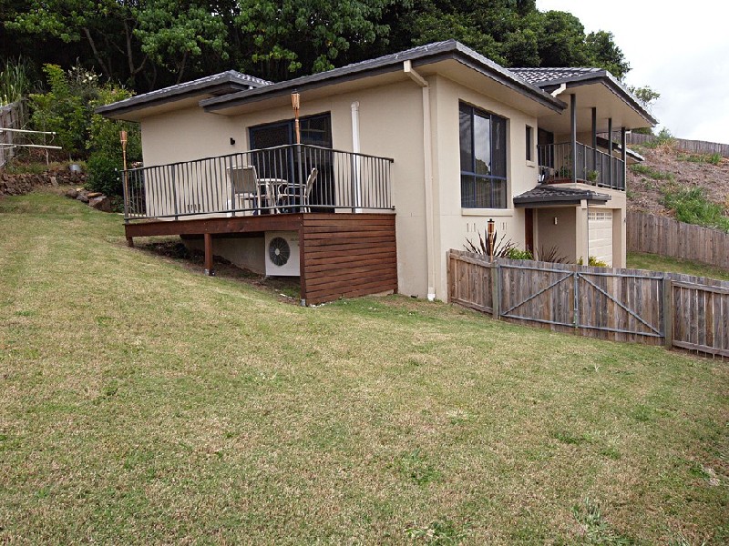 6 Cupania Ct, Tweed Heads West NSW 2485