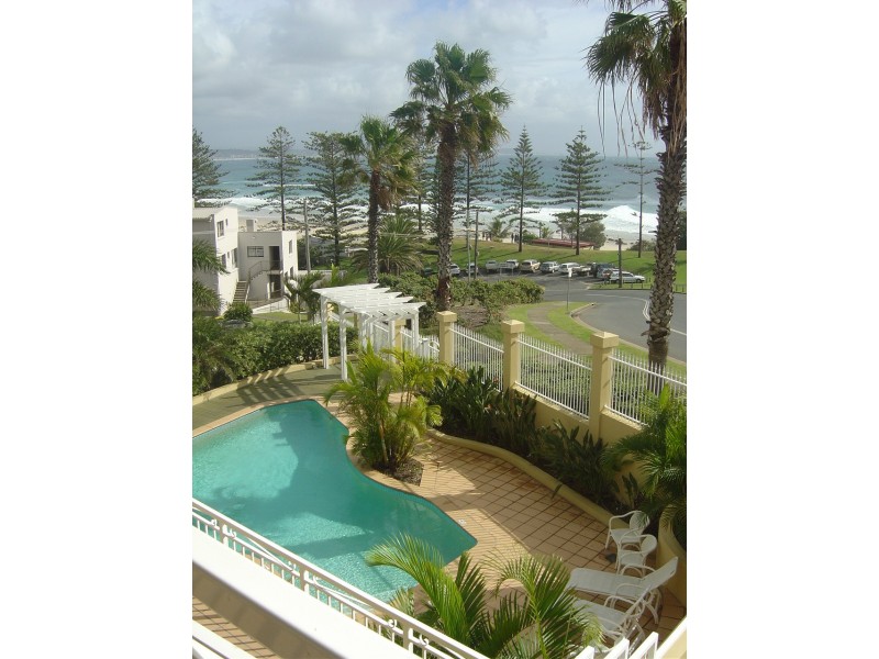 Rainbow Bay QLD 4225