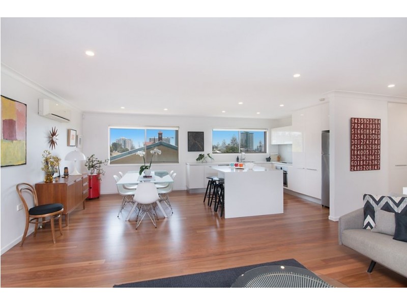 35 Stapylton Street, Coolangatta QLD 4225