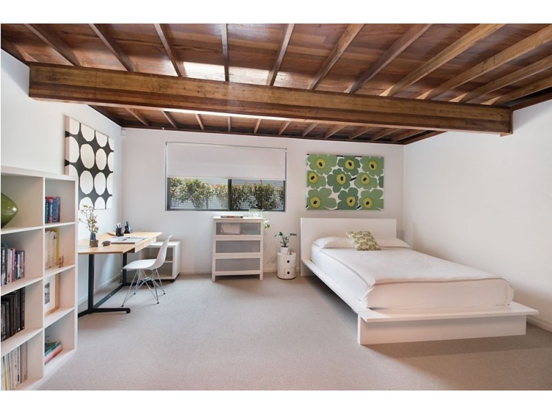 35 Stapylton Street, Coolangatta QLD 4225