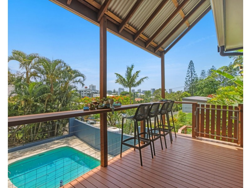 28 Stapylton Street, Coolangatta QLD 4225