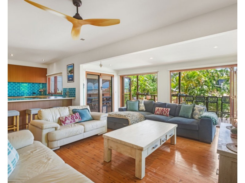28 Stapylton Street, Coolangatta QLD 4225