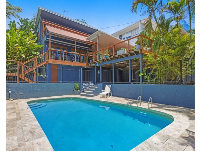 28 Stapylton Street, Coolangatta QLD 4225