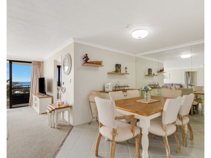 18/387 Golden four drive, Bilinga QLD 4225