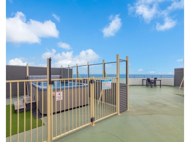 18/387 Golden four drive, Bilinga QLD 4225