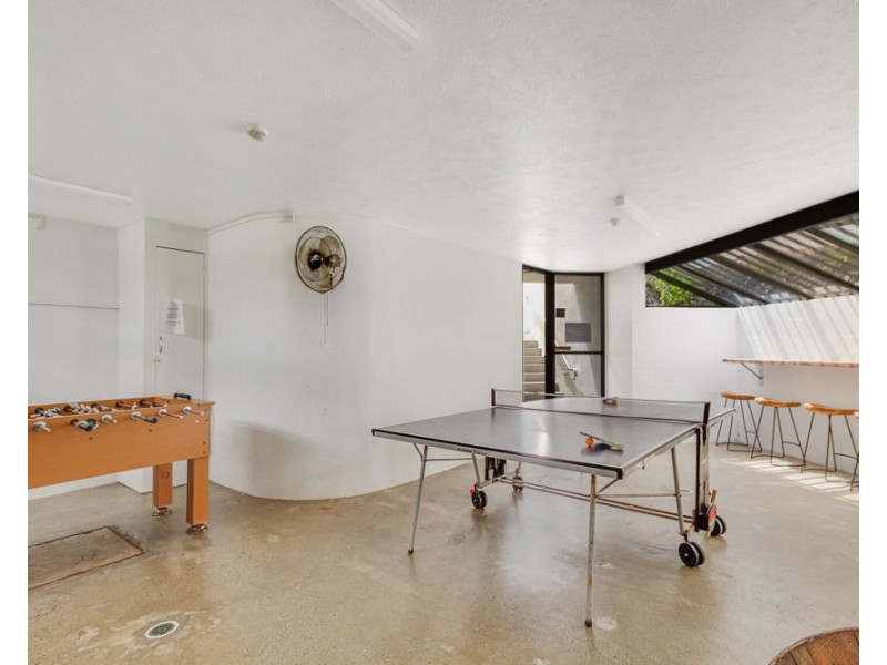 18/387 Golden four drive, Bilinga QLD 4225