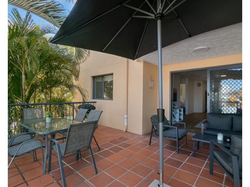 1/14 Miles Street, Coolangatta QLD 4225