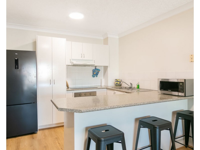 1/14 Miles Street, Coolangatta QLD 4225