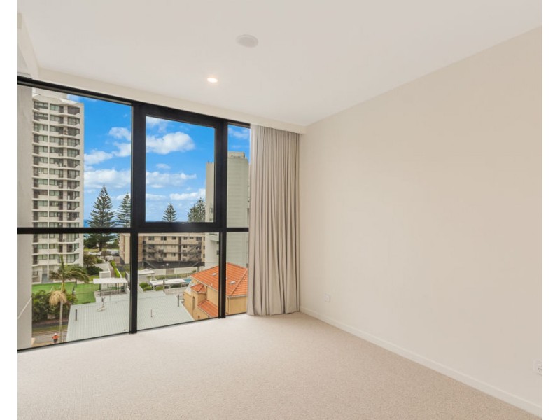 508 217 -227 Boundary Street “Esprit”, Coolangatta QLD 4225