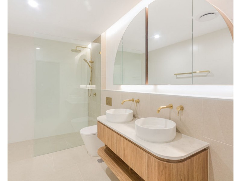 508 217 -227 Boundary Street “Esprit”, Coolangatta QLD 4225