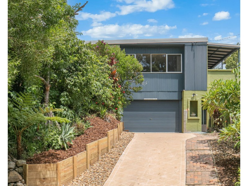 32 Stapylton Street, Coolangatta QLD 4225