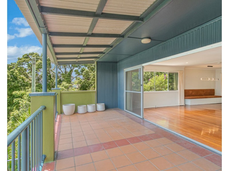 32 Stapylton Street, Coolangatta QLD 4225