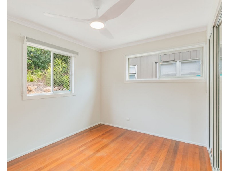 32 Stapylton Street, Coolangatta QLD 4225