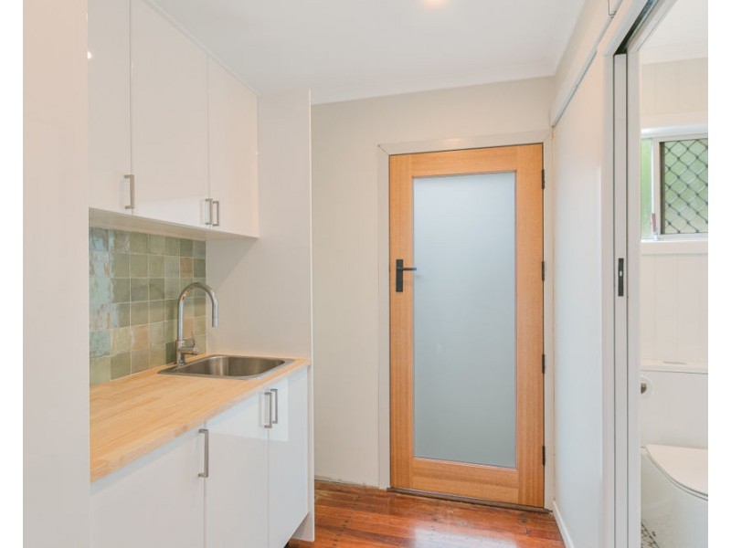 32 Stapylton Street, Coolangatta QLD 4225