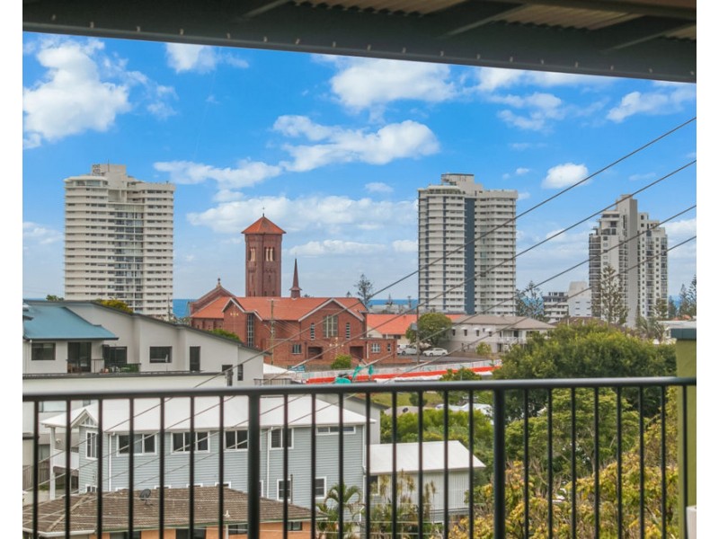 32 Stapylton Street, Coolangatta QLD 4225