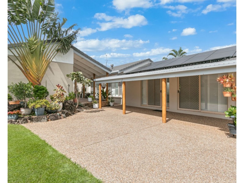 4 Bluegum Boulevard, Banora Point NSW 2486