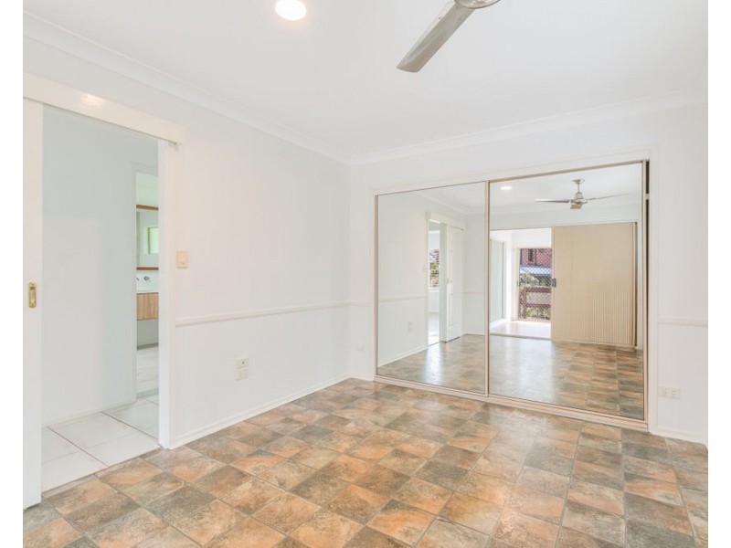 4 Bluegum Boulevard, Banora Point NSW 2486