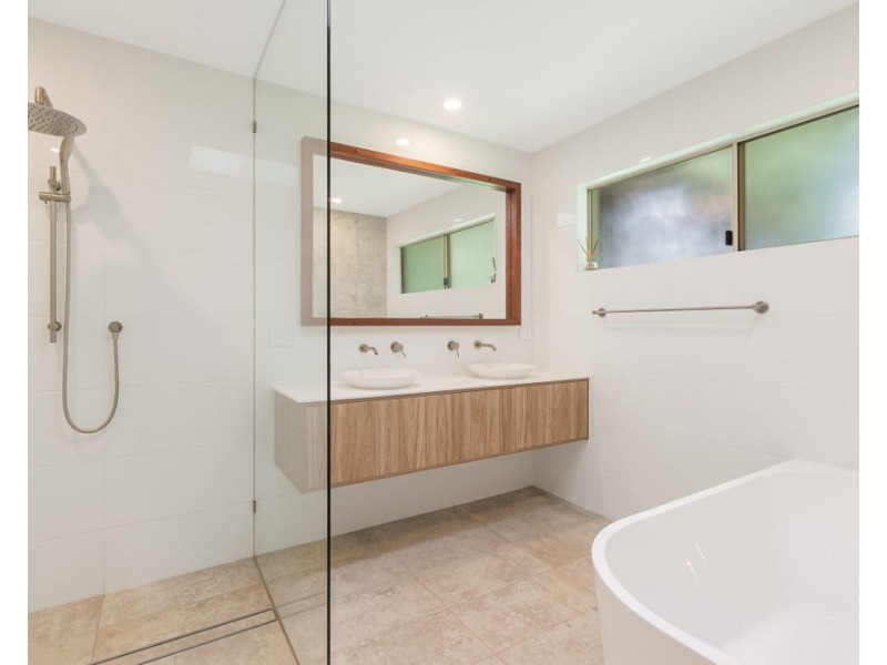 4 Bluegum Boulevard, Banora Point NSW 2486