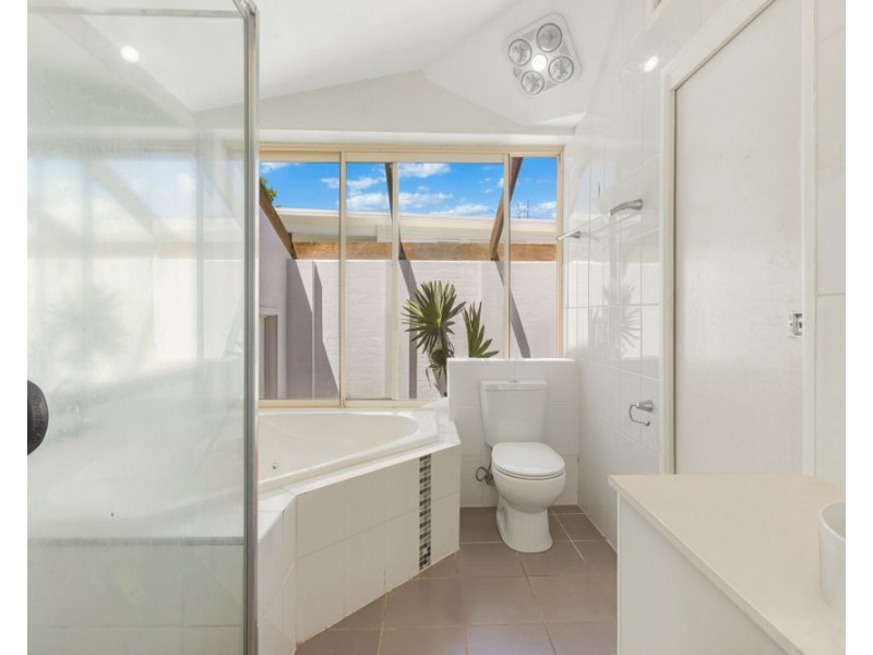 25 Fingal Road, Fingal Head NSW 2487