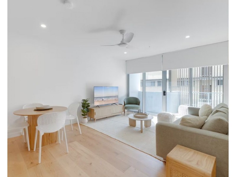 204/141 Musgrave Street, Coolangatta QLD 4225