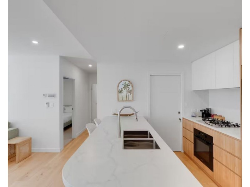 204/141 Musgrave Street, Coolangatta QLD 4225