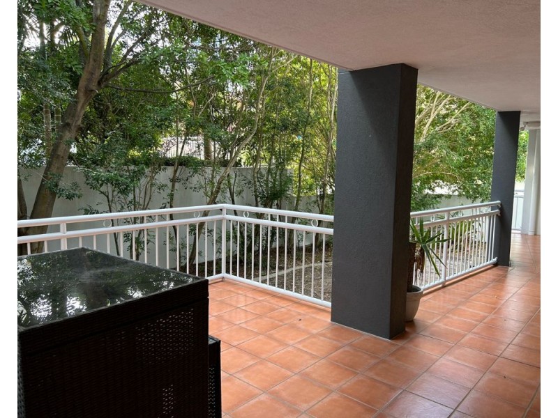 6/14 Douglas Street, Kirra QLD 4225